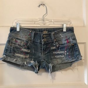 🌵Almost Famous Sz 3 Distressed Denim Jean Shorts